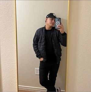 Meet your Posher, Jhuliano